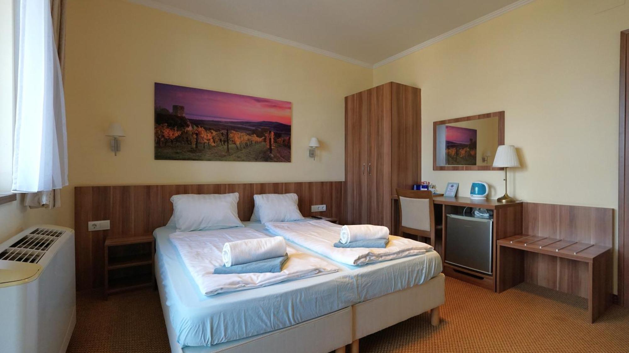Balaton Colors Beach Hotel Siófok Eksteriør billede