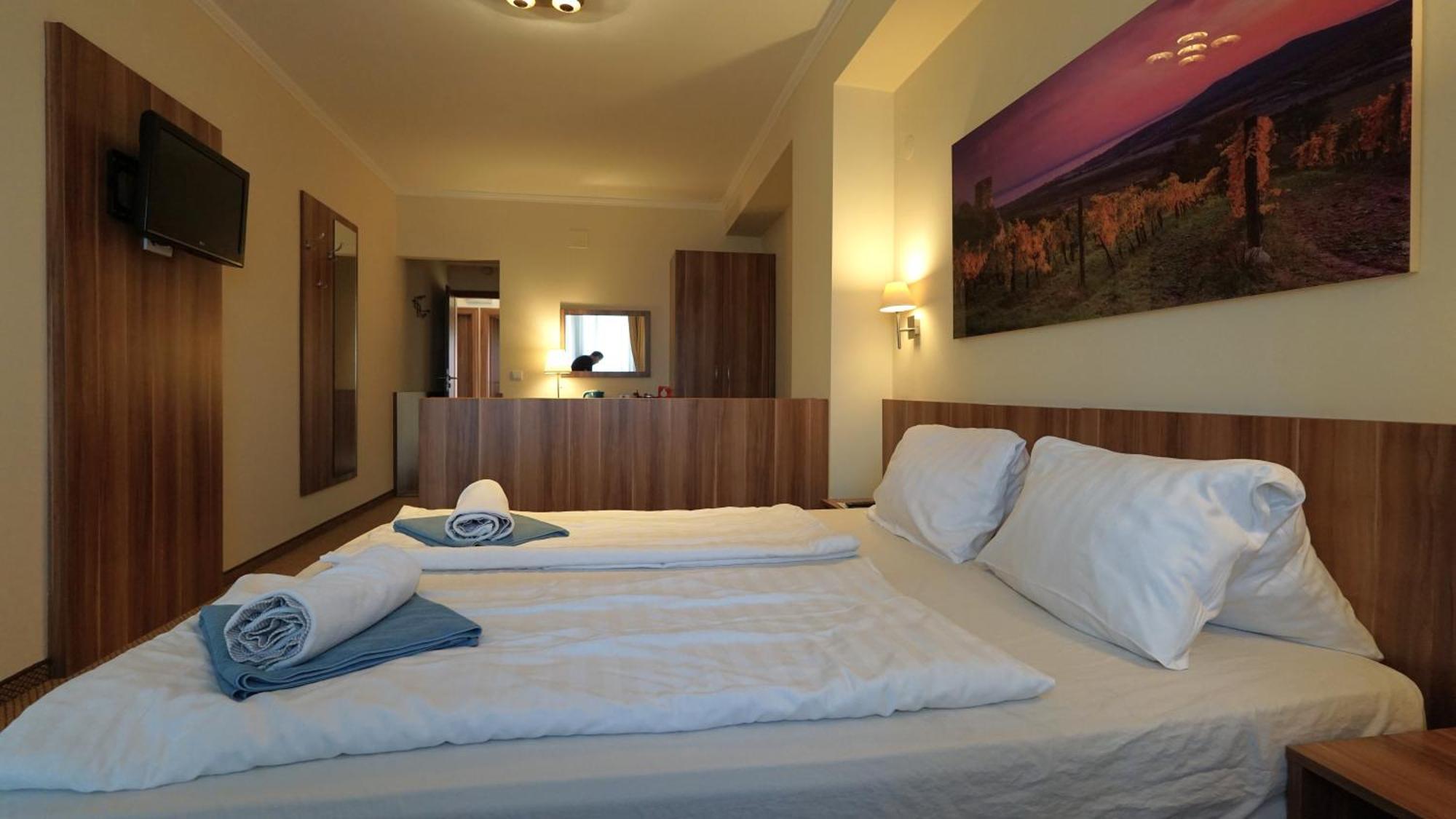 Balaton Colors Beach Hotel Siófok Eksteriør billede
