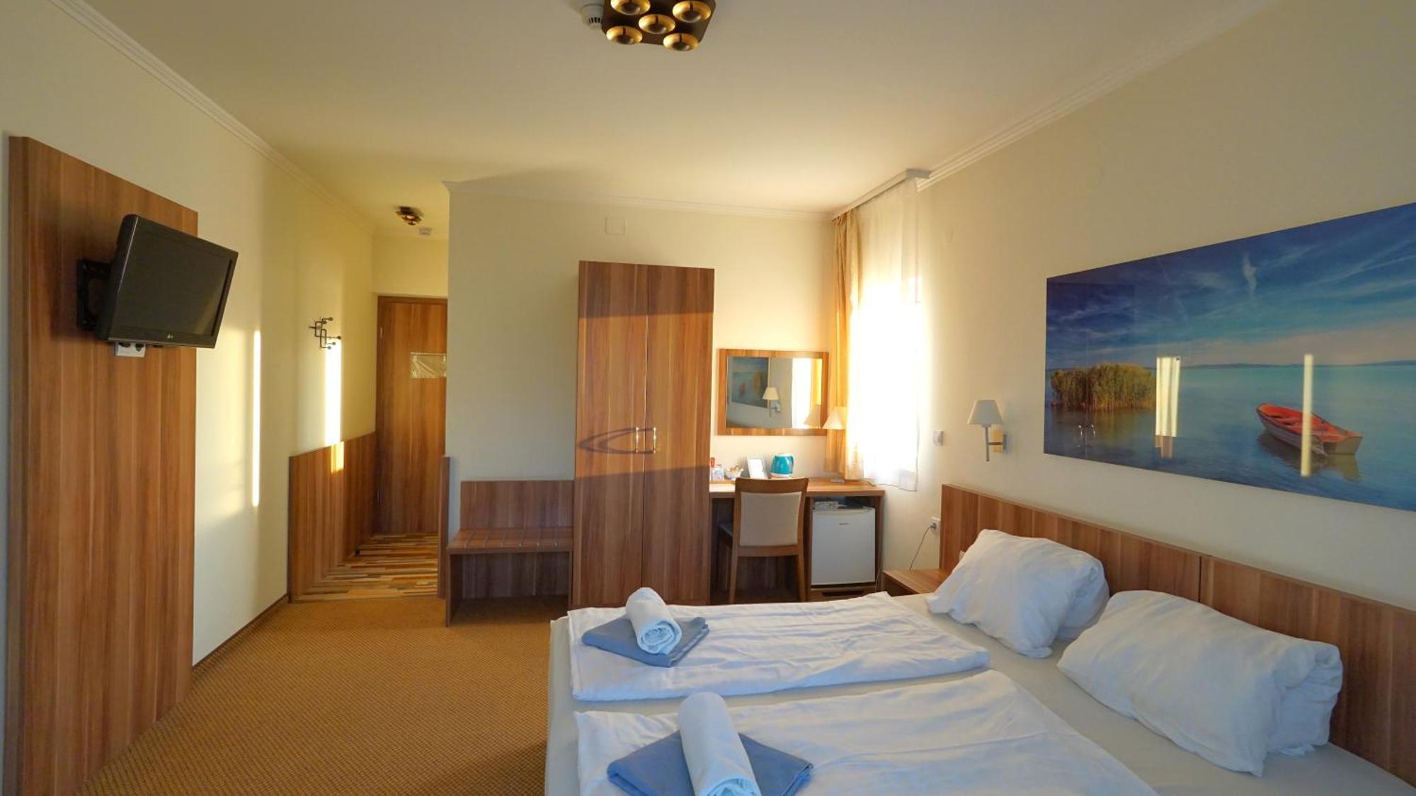 Balaton Colors Beach Hotel Siófok Eksteriør billede