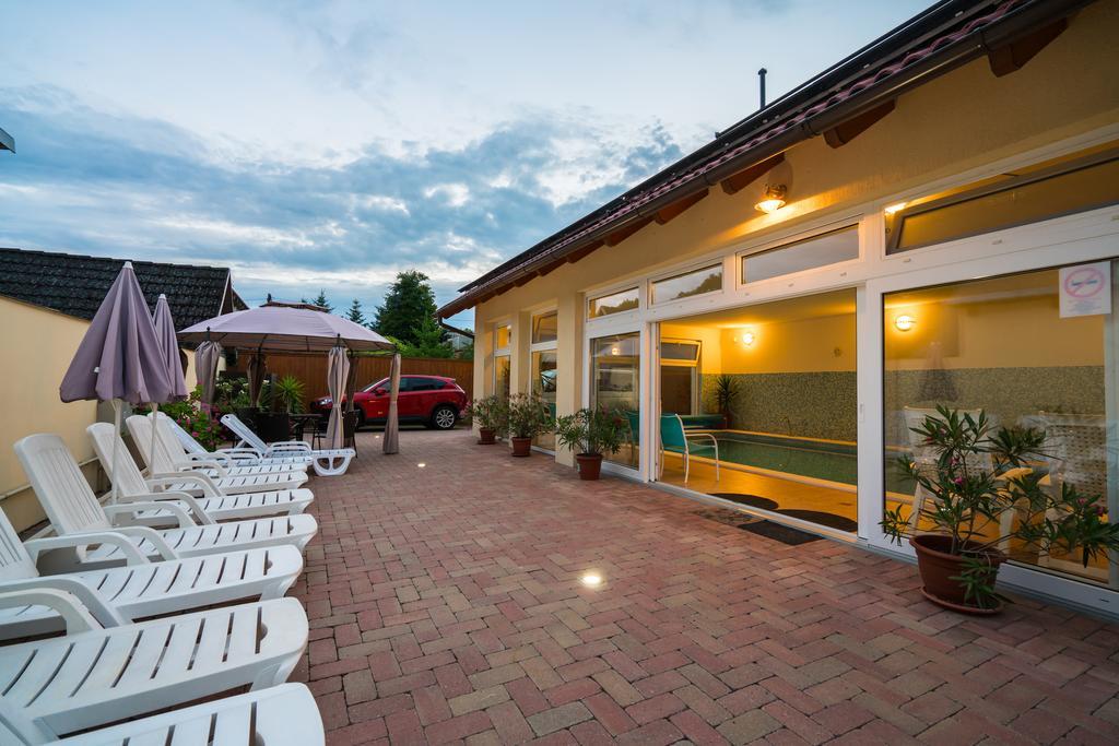Balaton Colors Beach Hotel Siófok Eksteriør billede